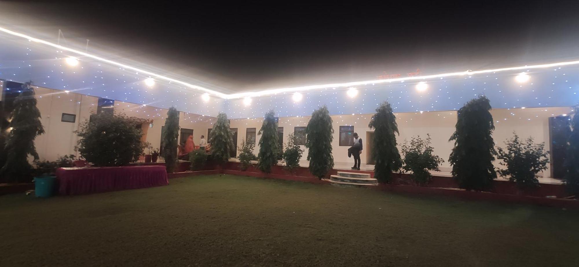 Prem Garden & Resort Mathura Exterior foto
